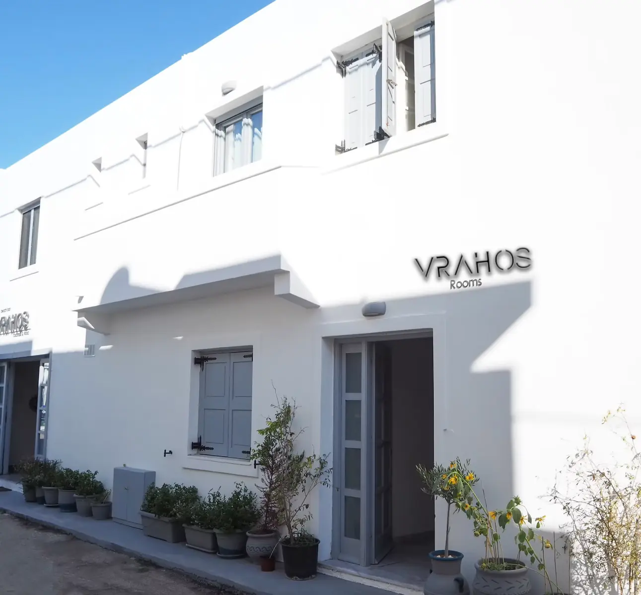 Vrahos Beach Bar